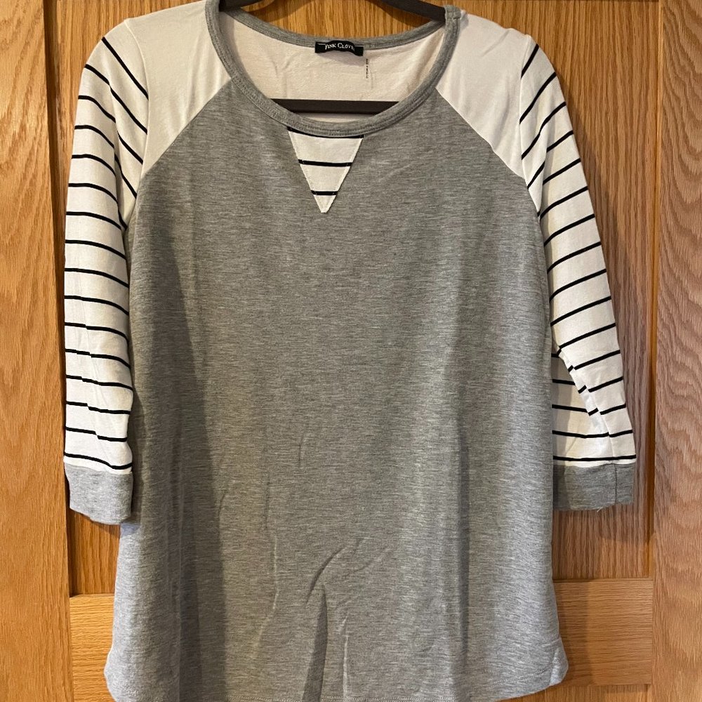 Pink Clover mixed material 3/4 length sleeve top White/gray sz M
